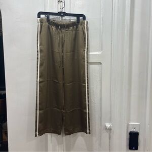 NWT GAP Mid-Rise Tapered WideLeg Satin Track Pant Utility Moss Small Petite